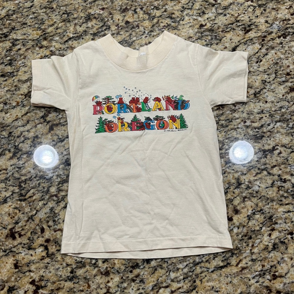 Vintage 1988 Portland Oregon T‎ Shirt Boy Small 6-8 Laurie Mitchell Bear Cream